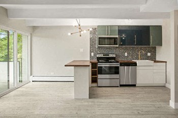 White Swan Apartments Kitchen